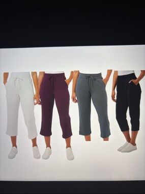 32 Degrees Lot Of 4 Knit Capri Size Large